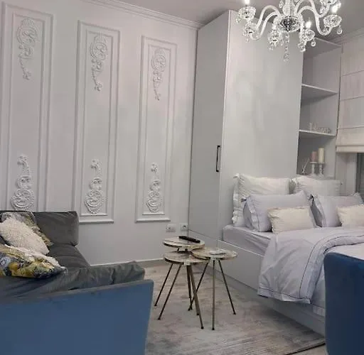 The Artist's Loft Near Center Apartment Tirana